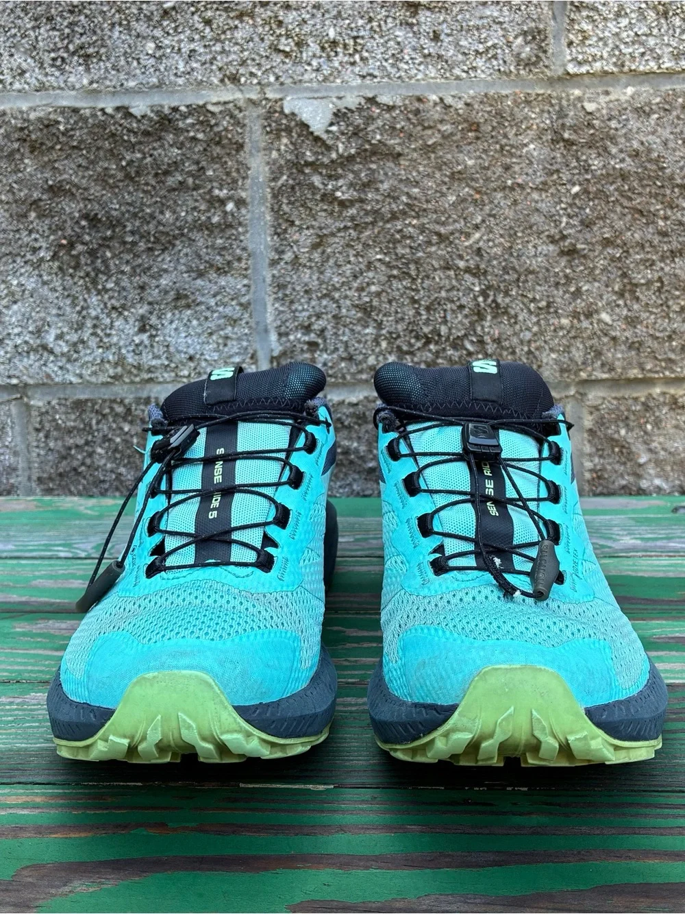 Salomon Womens Sense Ride 5 GTX Sneakers Sz 8 Trail Running Shoes Turquoise